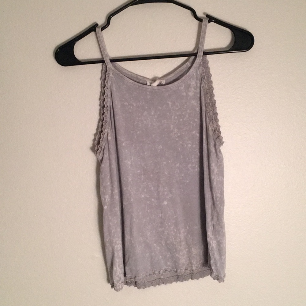 Woman’s tank